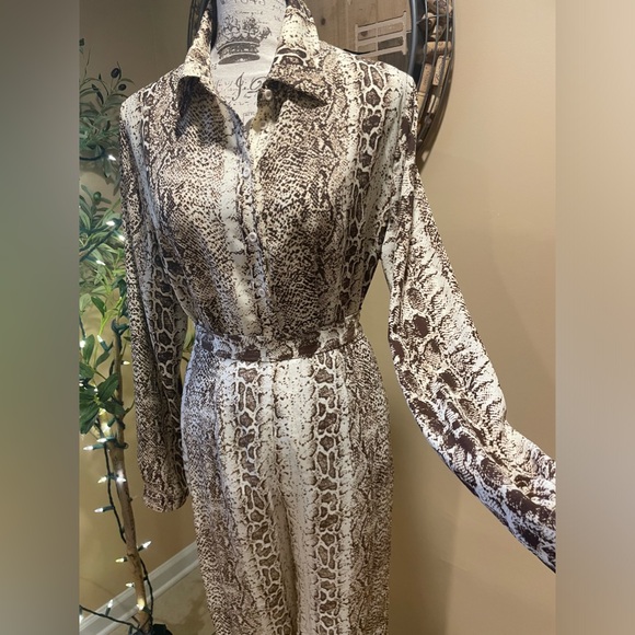 Animal Print 2 Piece set Brown and tan 6-8 - Picture 2 of 16